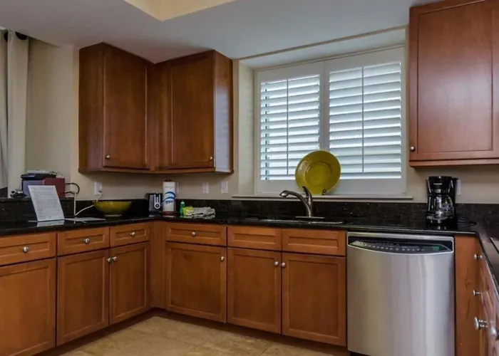 Apartment Three Bedroom Corner With Gulf View Balcony Pensacola