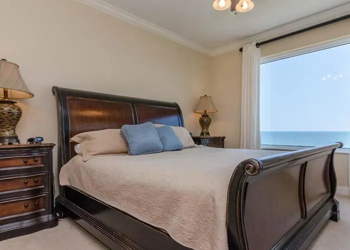 Three Bedroom Corner With Gulf View Balcony Pensacola