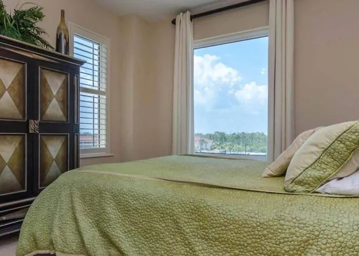 Apartment Three Bedroom Corner With Gulf View Balcony