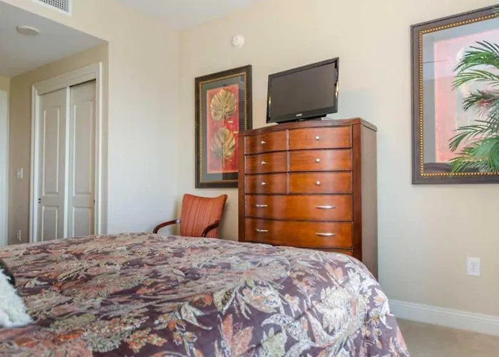 Three Bedroom Corner With Gulf View Balcony